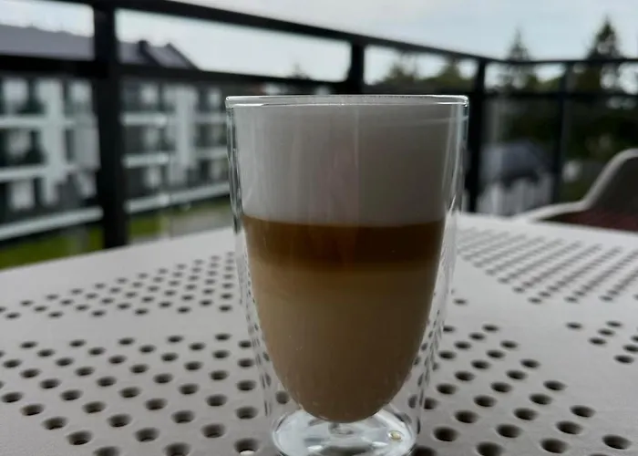 Sunny Lägenhet Jantar